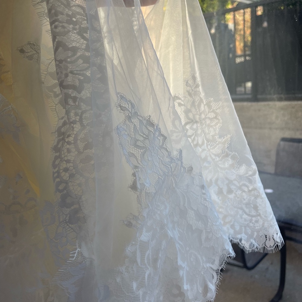 Ivory lace blusher veil
